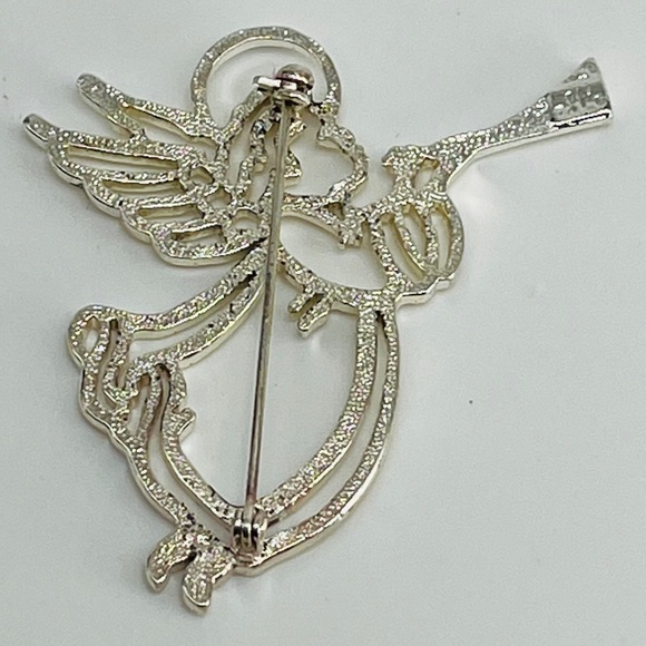 Holiday Angel Trumpeter Pin/Brooch Silvertone/Vintage - Picture 2 of 8
